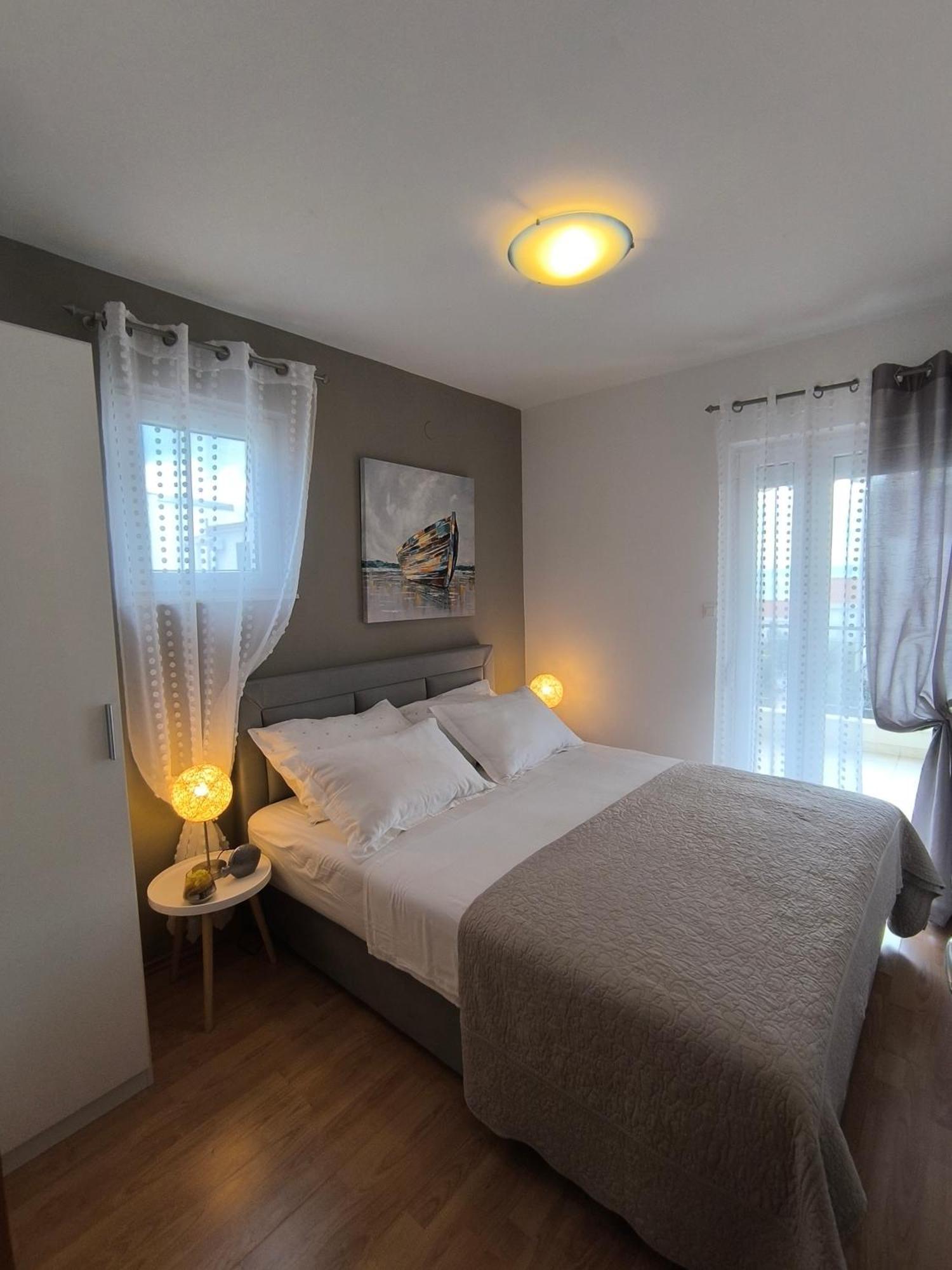 Villa Seaview With Pool - Apartment Yellow Trogir Exterior foto